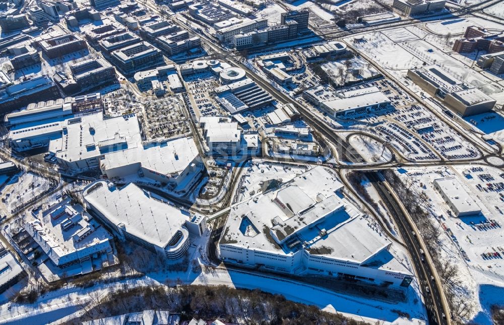 Luftaufnahme Essen - Winterluftbild Gewerbegebiet entlang der Altendorfer Straße in Essen im Bundesland Nordrhein-Westfalen, Deutschland