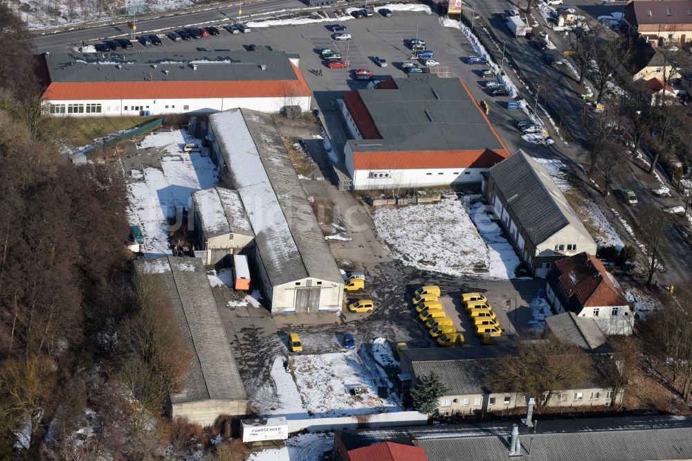 Werneuchen von oben - Winterluftbild Gewerbegebiet Freienwalder Straße in Werneuchen im Bundesland Brandenburg