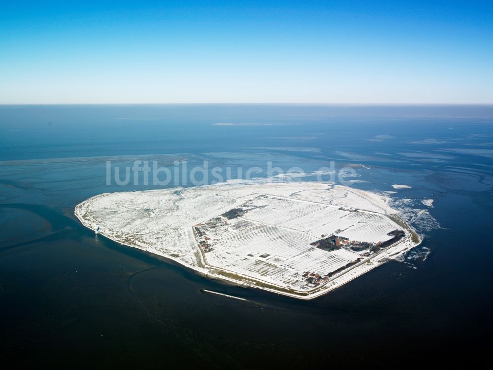 Luftbild Insel Neuwerk - Winterluftbild Küstenbereich Nordsee - Insel Neuwerk im Bundesland Niedersachsen, Deutschland