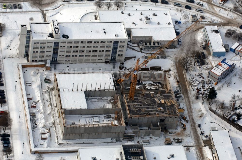 Luftbild Berlin - Winterluftbild Neubau Rechenzentrum der DB Systel GmbH im Ortsteil Mahlsdorf in Berlin, Deutschland