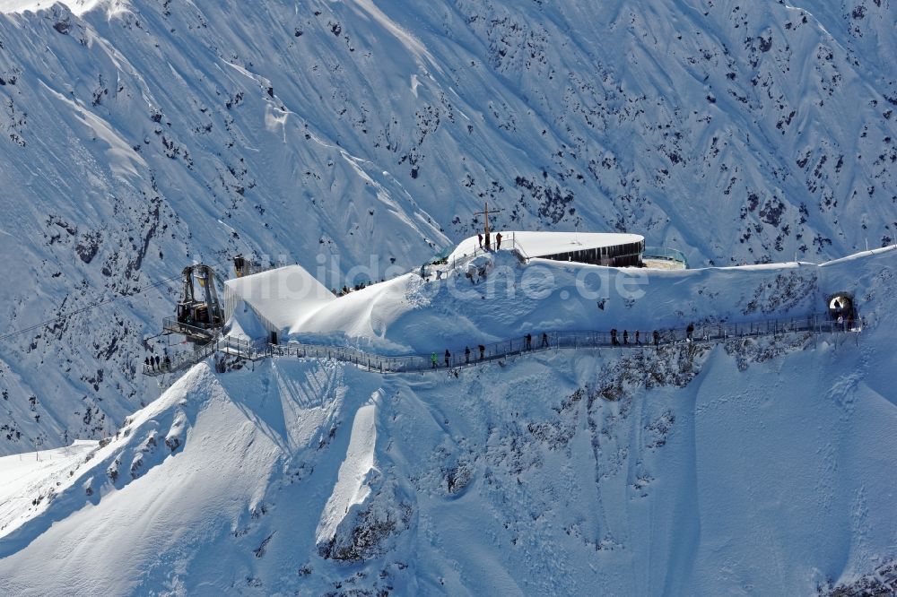 Luftaufnahme Oberstdorf - Winterluftbild Neue Gipfelstation und Nordwandsteig der Nebelhornbahn in Oberstdorf im Bundesland Bayern