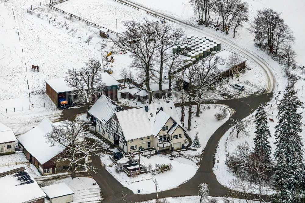 Mosebolle aus der Vogelperspektive: Winterluftbild Ortsansicht in Mosebolle im Bundesland Nordrhein-Westfalen, Deutschland