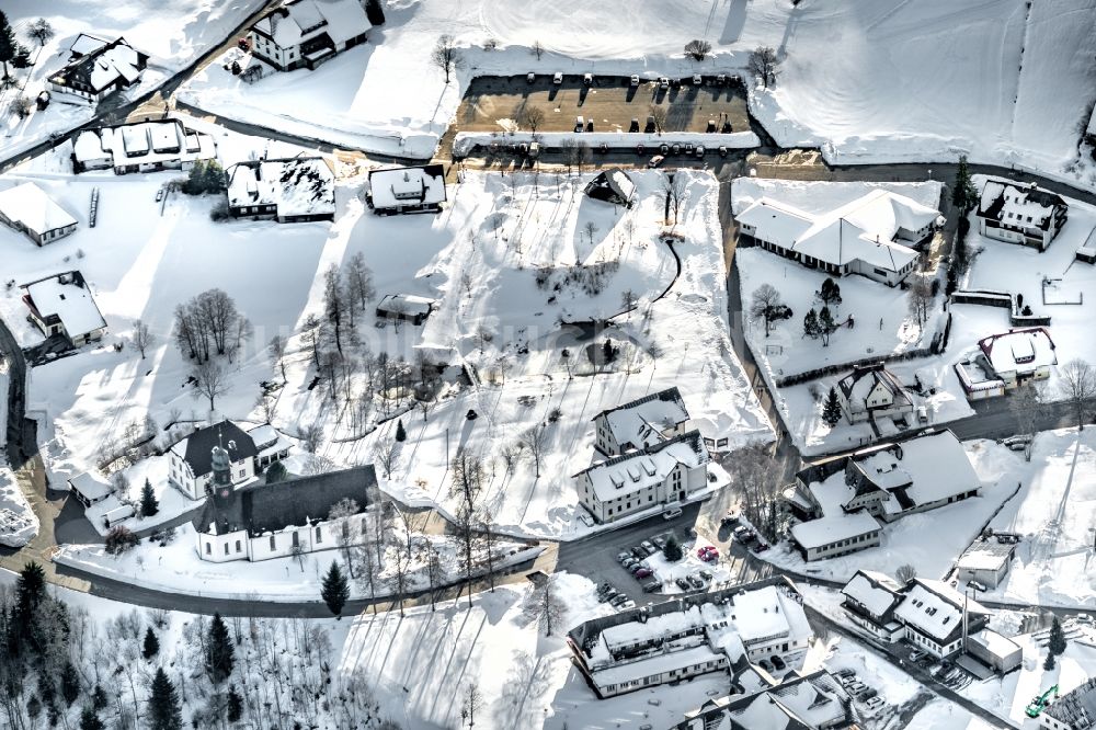 Bernau im Schwarzwald aus der Vogelperspektive: Winterluftbild Ortskern in Bernau im Schwarzwald im Bundesland Baden-Württemberg, Deutschland