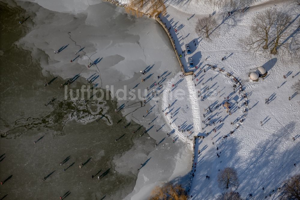 Luftbild Münster - Winterluftbild Parkanlage am Aasee in Münster im Bundesland Nordrhein-Westfalen, Deutschland