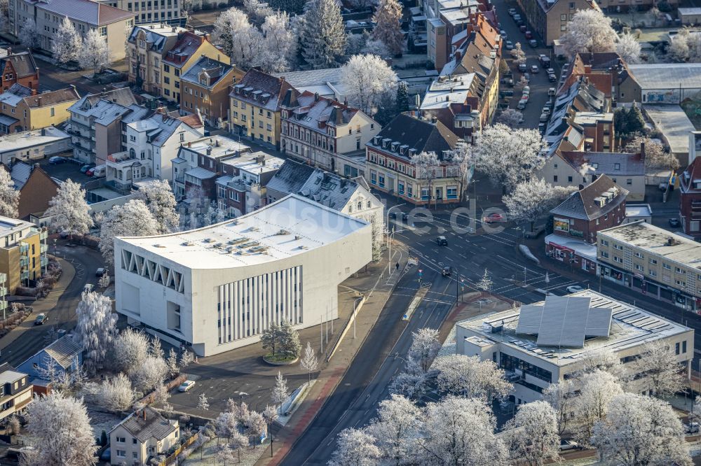 Hamm von oben - Winterluftbild Schulgebäude der Städtische Musikschule Hamm in Hamm im Bundesland Nordrhein-Westfalen, Deutschland