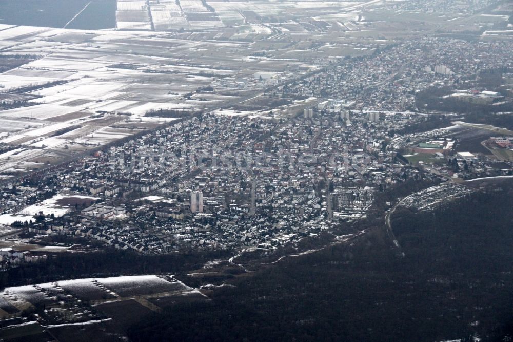 Luftbild Karlsruhe - Winterluftbild Siedlungsgebiet im Ortsteil Daxlanden in Karlsruhe im Bundesland Baden-Württemberg, Deutschland