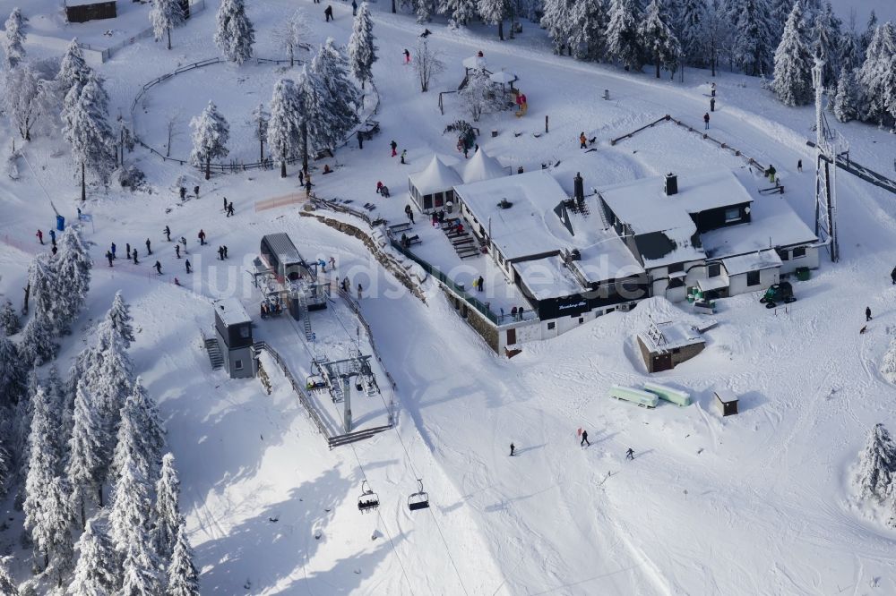 Braunlage von oben - Winterluftbild Skigebiet Wurmberg in Braunlage im