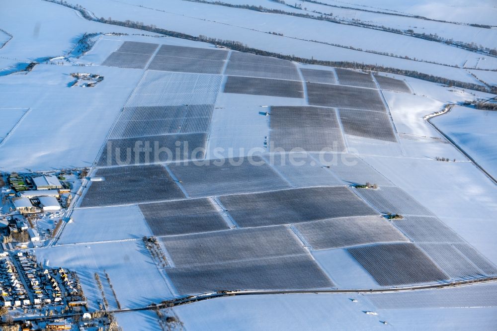 Kindelbrück von oben - Winterluftbild Strukturen auf landwirtschaftlichen Feldern in Kindelbrück im Bundesland Thüringen, Deutschland