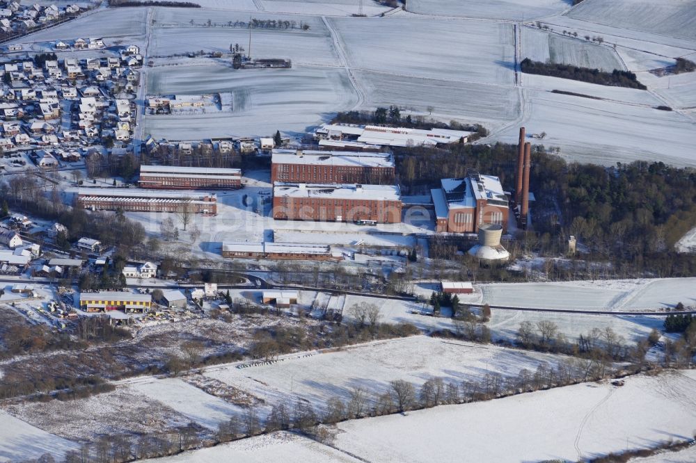 Rhumspringe von oben - Winterluftbild Werksgelände der alten Fabrik Schickert-Werk in Rhumspringe im Bundesland Niedersachsen, Deutschland