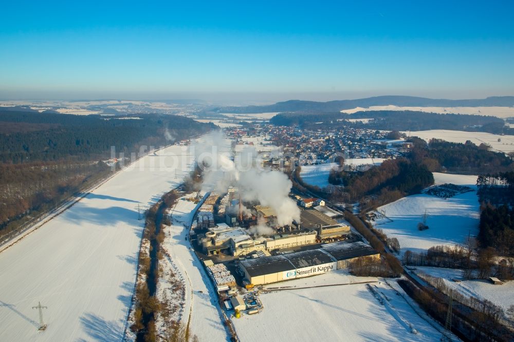 Luftbild Diemelstadt - Winterluftbild Werksgelände der Smurfit Kappa GmbH im Ortsteil Wrexen in Diemelstadt im Bundesland Hessen