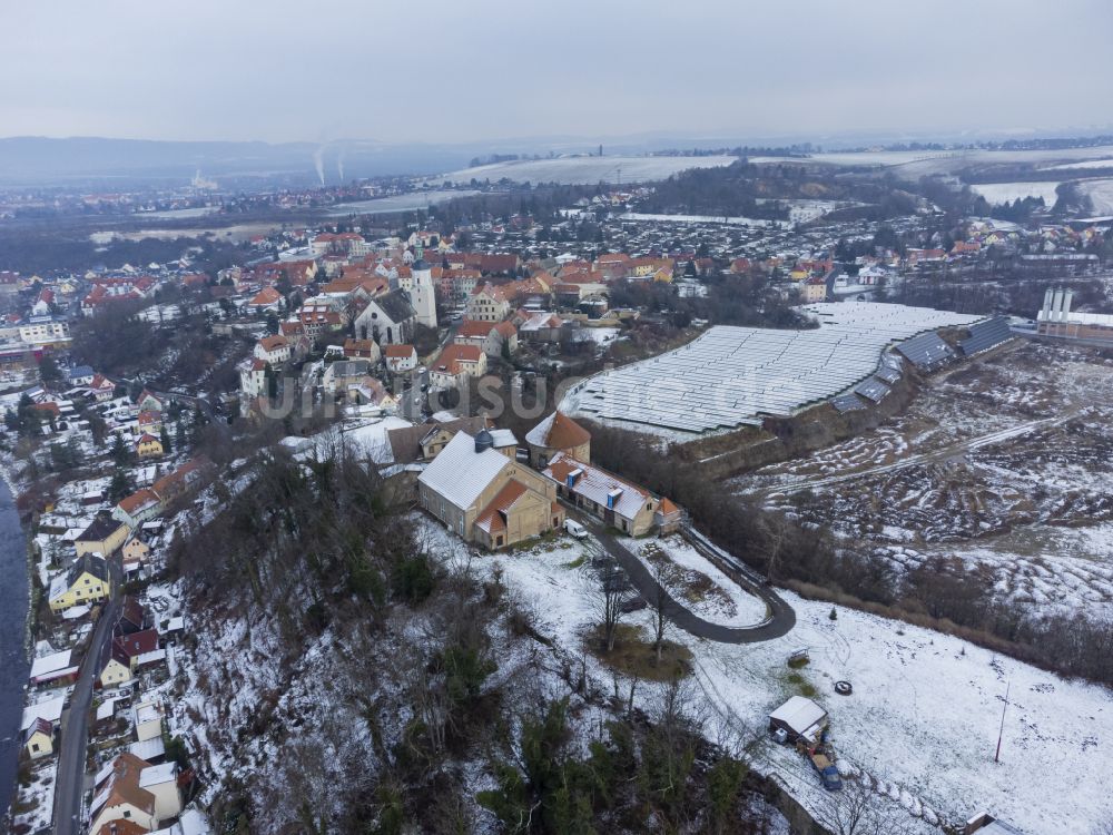 Luftbild Dohna - Winterluftbild Wohngebiet am Feldrand in Dohna im Bundesland Sachsen, Deutschland