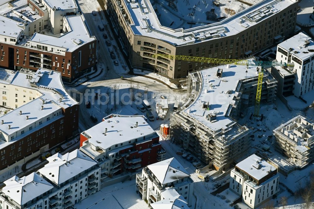 Luftbild Rostock - Winterluftbild Wohnhaus- Bebauung auf der Holzhalbinsel in Rostock im Bundesland Mecklenburg-Vorpommern, Deutschland