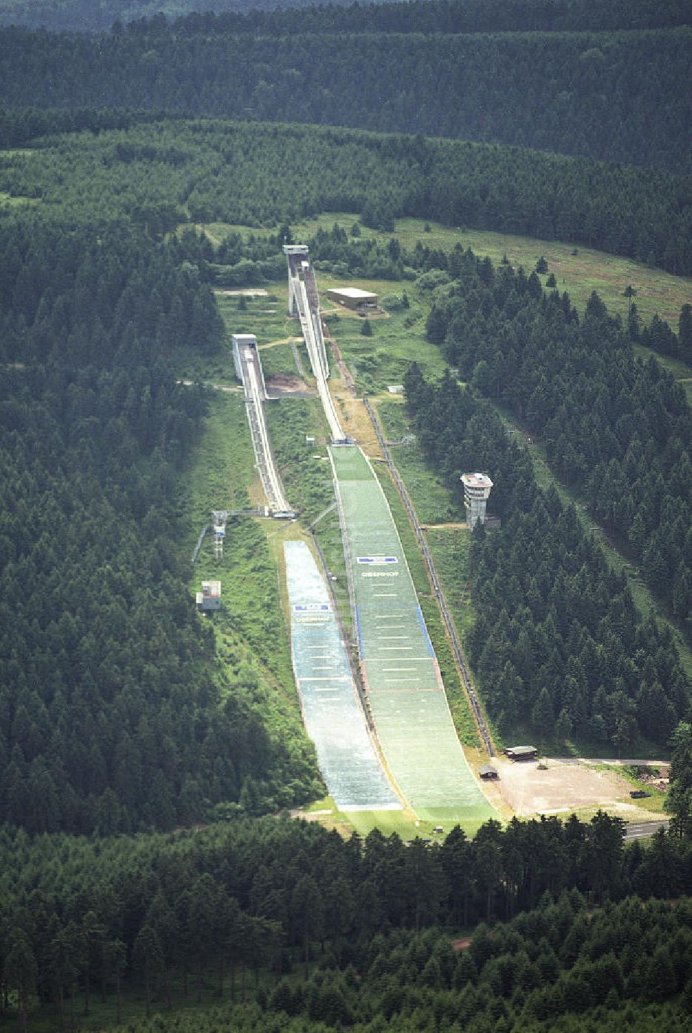 06.06.2003 aus der Vogelperspektive: Wintersportzentrum Oberhof