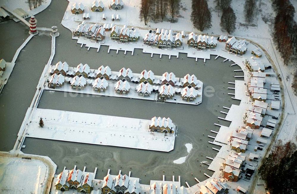 Rheinsberg von oben - Winterstimmung im Hafendorf Rheinsberg