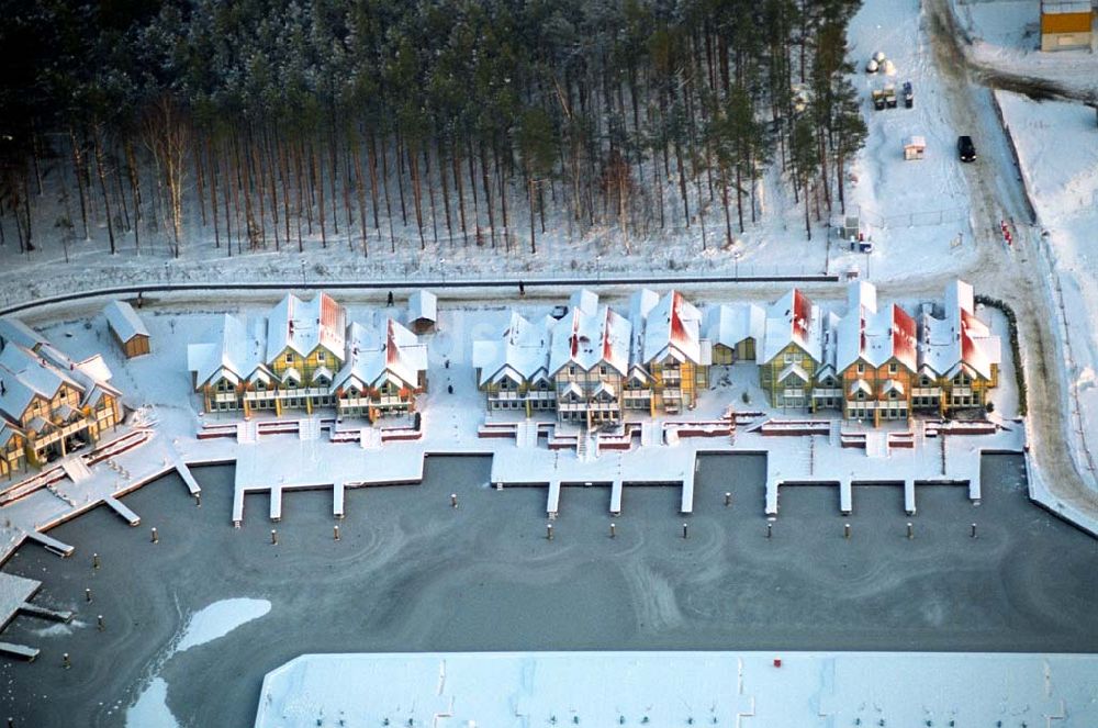 Luftaufnahme Rheinsberg - Winterstimmung im Hafendorf Rheinsberg