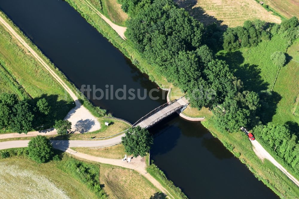 Luftbild Buchhorst - Wirtschaftsweg- Brücke über den Elbe-Lübeck-Kanal in Buchhorst im Bundesland Schleswig-Holstein