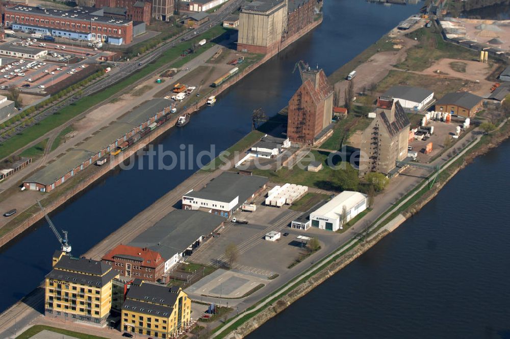 Magdeburg von oben - Wissenschaftshafen in Magdeburg