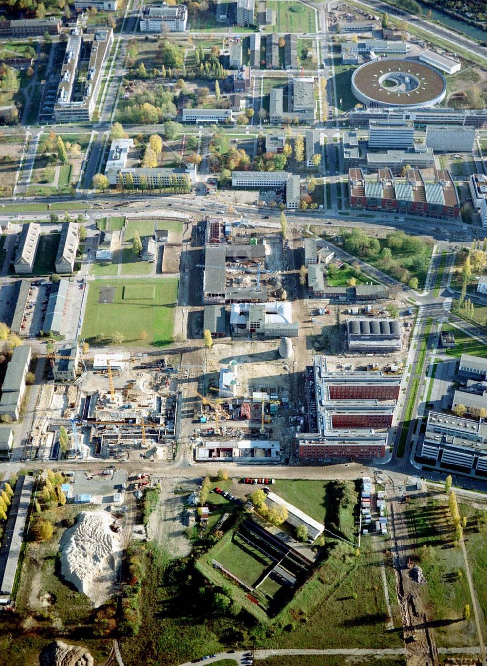 Luftaufnahme Berlin - Johannisthal - WISTAS - Gelände am Teilchenbeschleuniger BESSY 2.