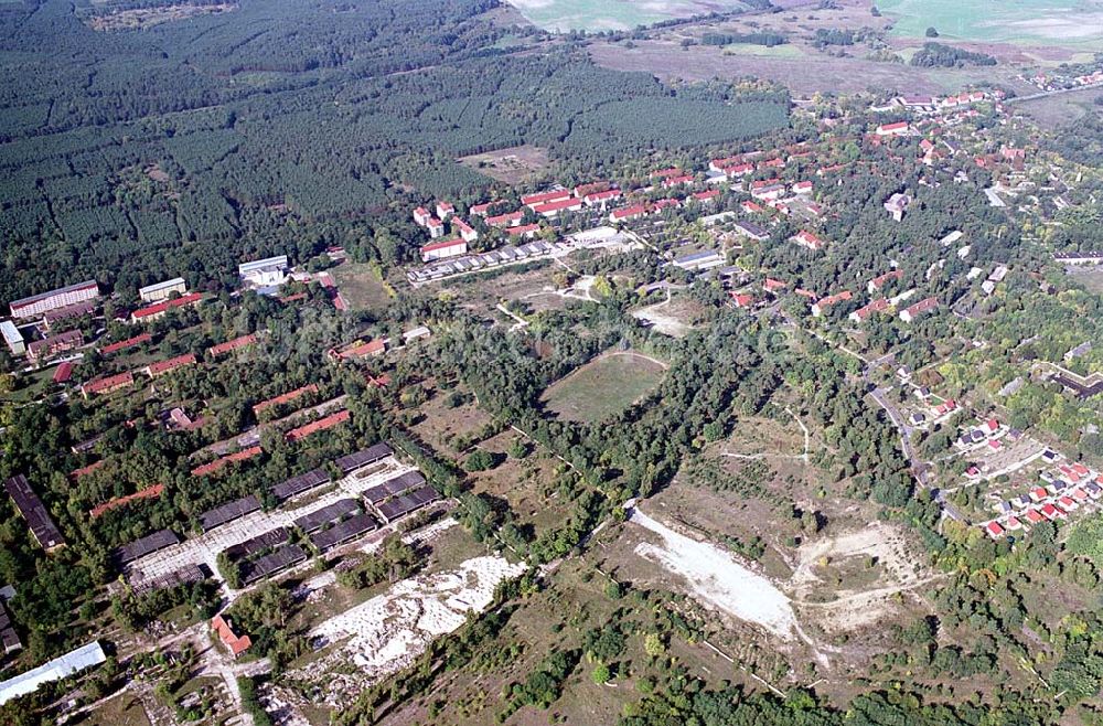 Wünsdorf (Brandenburg) von oben - Wünsdorf (Brandenburg) 21.09.2003 Gelände des ehemaligen russischen Oberkommando