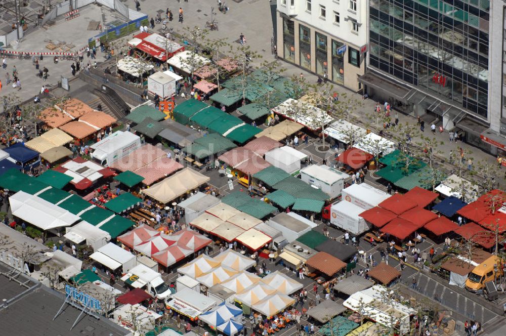 Luftaufnahme Frankfurt am Main - Wochenmarkt Konstablerwache in Frankfurt/Main