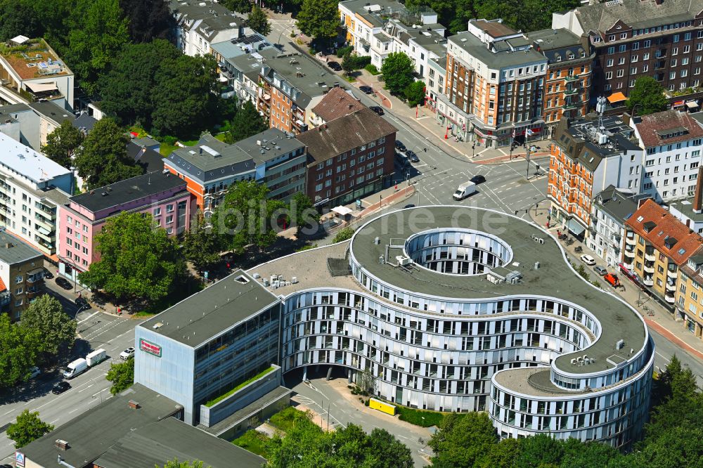 Hamburg von oben - Wohn- und Geschäftshaus Hamburger Welle an der Lübecker Straße in Hamburg, Deutschland