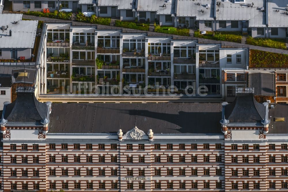 Leipzig von oben - Wohn- und Geschäftshaus Viertel Elsterpark entlang der Nonnenstraße in Leipzig im Bundesland Sachsen, Deutschland