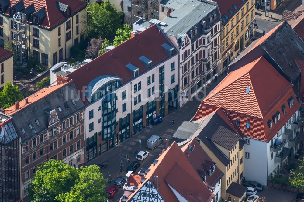 Luftaufnahme Erfurt - Wohn- und Geschäftshaus Viertel entlang an der Johannesstraße in Erfurt im Bundesland Thüringen, Deutschland