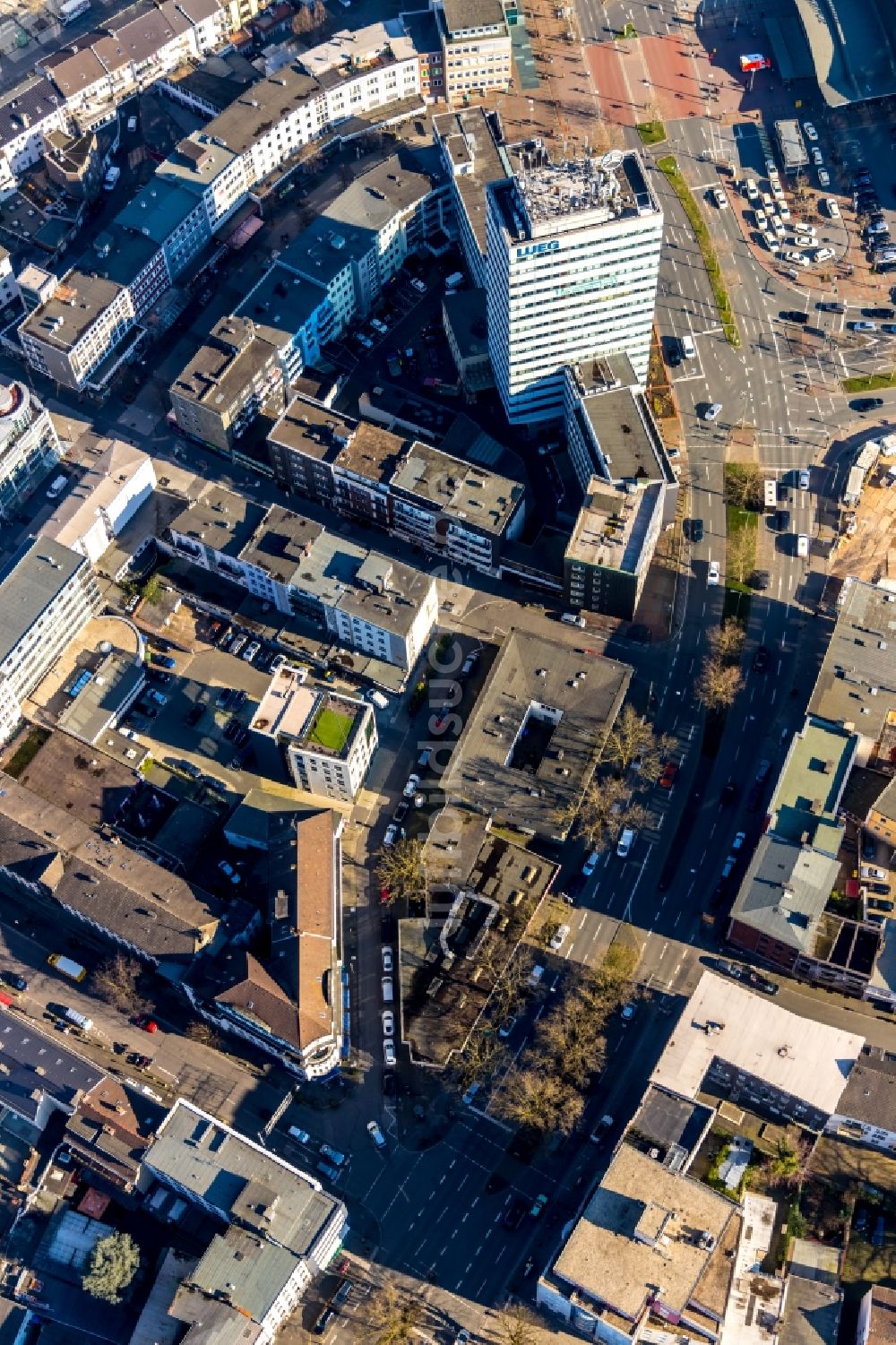 Luftbild Bochum - Wohn- und Geschäftshaus Viertel entlang des Südring - Hellweg - Luisenstraße in Bochum im Bundesland Nordrhein-Westfalen, Deutschland