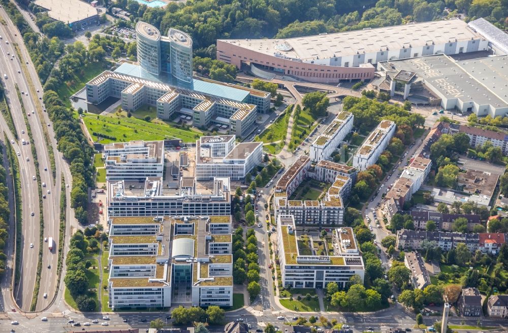 Luftaufnahme Essen - Wohn- und Geschäftshaus Viertel und die Messe Essen entlang der Norbertstraße in Essen im Bundesland Nordrhein-Westfalen, Deutschland