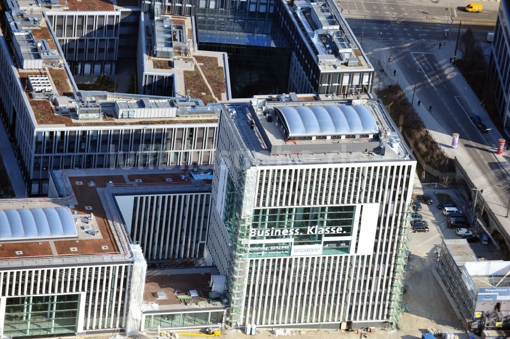 Luftbild München - Wohn- und Geschäftshaus Viertel Skygarden im Ortsteil Maxvorstadt in München im Bundesland Bayern, Deutschland