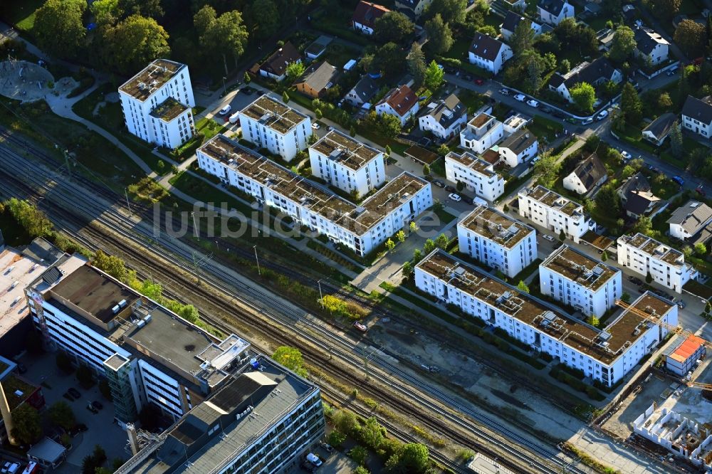 München aus der Vogelperspektive: Wohn- und Geschäftshausviertels Brennerpark 3 im Ortsteil Sendling-Westpark in München im Bundesland Bayern, Deutschland