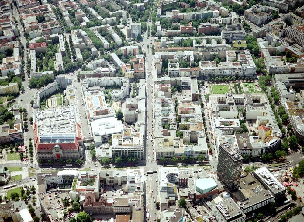 Luftaufnahme Berlin - Charlottenburg - Wohn- und Geschäftsviertel am Breitscheidplatz / Kurfürstendamm in Berlin - Charlottenburg.