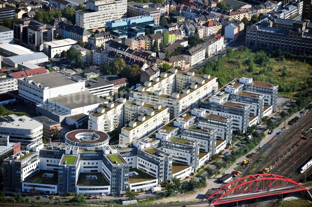 Luftaufnahme Frankfurt am Main - Wohn- und Geschäftsviertel Am Galluspark in Frankfurt am Main in Hessen