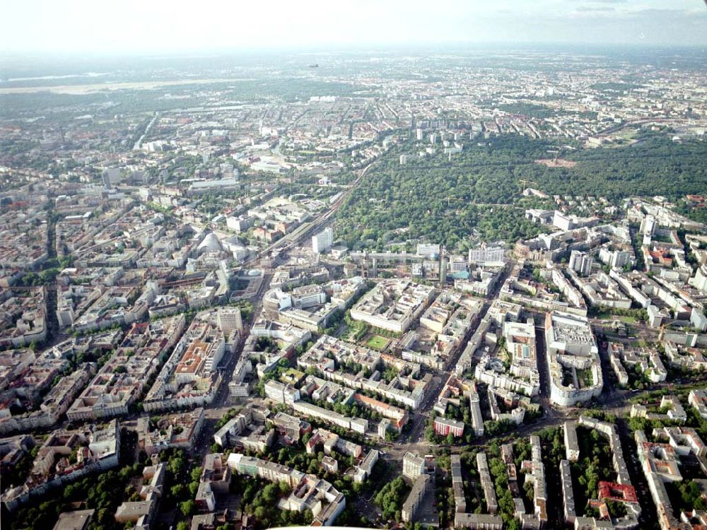 Luftbild Berlin - Charlottenburg - Wohn- und Geschäftsviertel am Neuen Kranzlereck - Breitscheidplatz / Kurfürstendamm in Berlin - Charlottenburg.