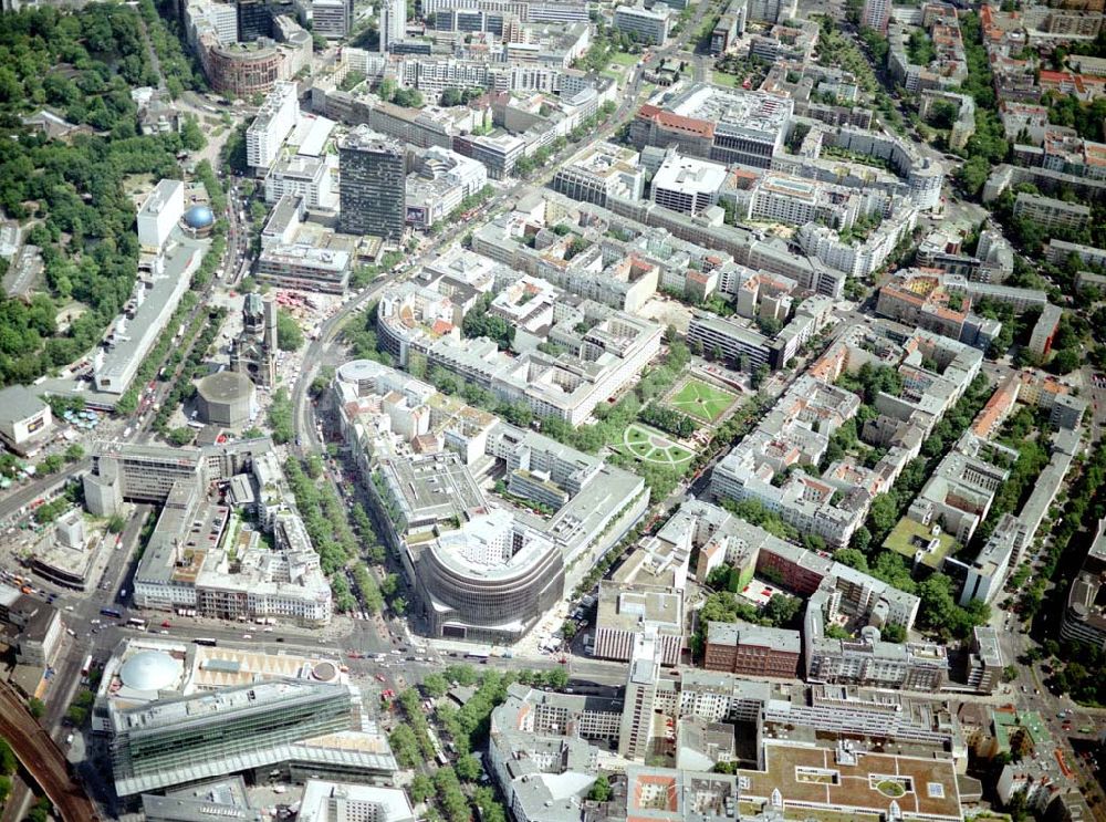 Luftbild Berlin - Charlottenburg - Wohn- und Geschäftsviertel am Neuen Kranzlereck / Kurfürstendamm in Berlin - Charlottenburg.