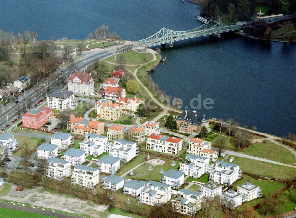 Luftaufnahme Potsdam - Wohnanlage der Bayerischen Hausbau auf dem Glienicker Horn an der Glienicker Brücke in Potsdam.