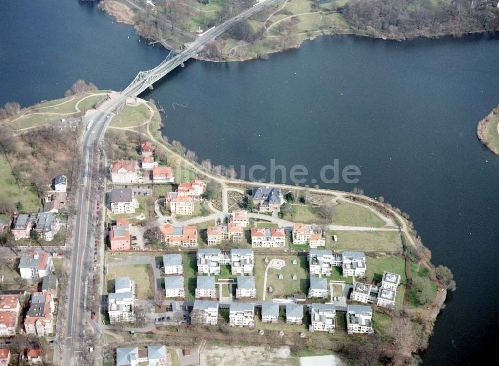 Luftaufnahme Potsdam - Wohnanlage der Bayerischen Hausbau auf dem Glienicker Horn an der Glienicker Brücke in Potsdam.