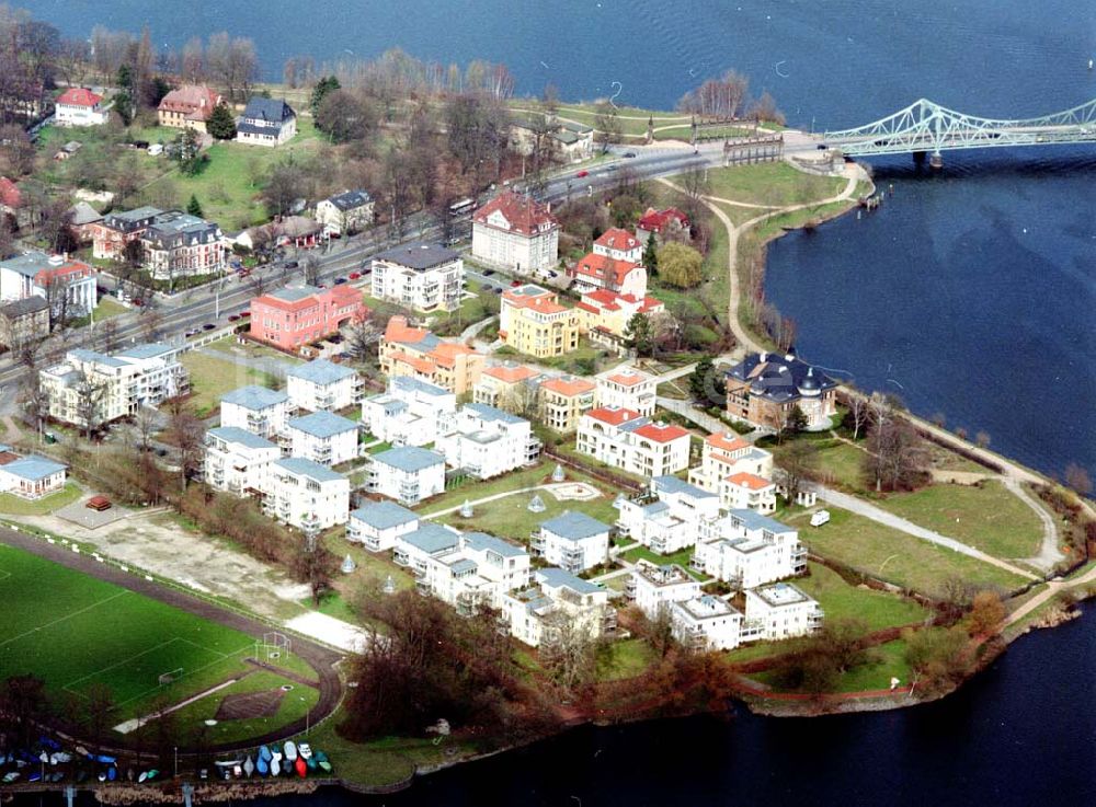 Potsdam von oben - Wohnanlage der Bayerischen Hausbau auf dem Glienicker Horn an der Glienicker Brücke in Potsdam.