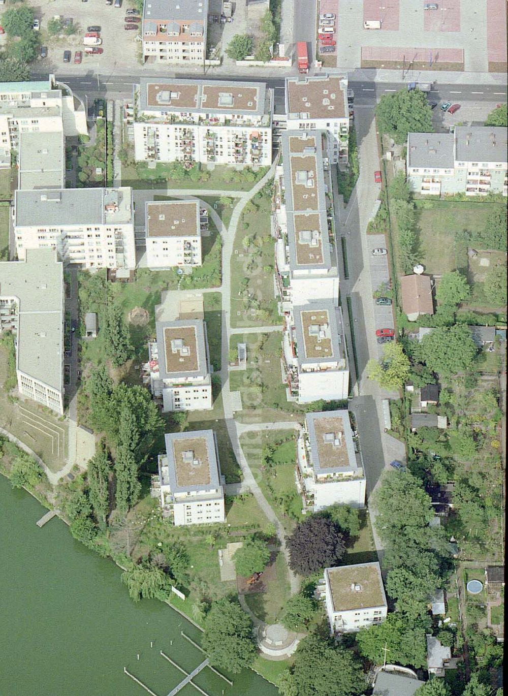 Berlin - Köpenick aus der Vogelperspektive: Wohnanlage an der Grünauer Straße 117 - 125 in Berlin - Köpenick - ein Projekt der GRAF & MARESCH GmbH Augsburg.