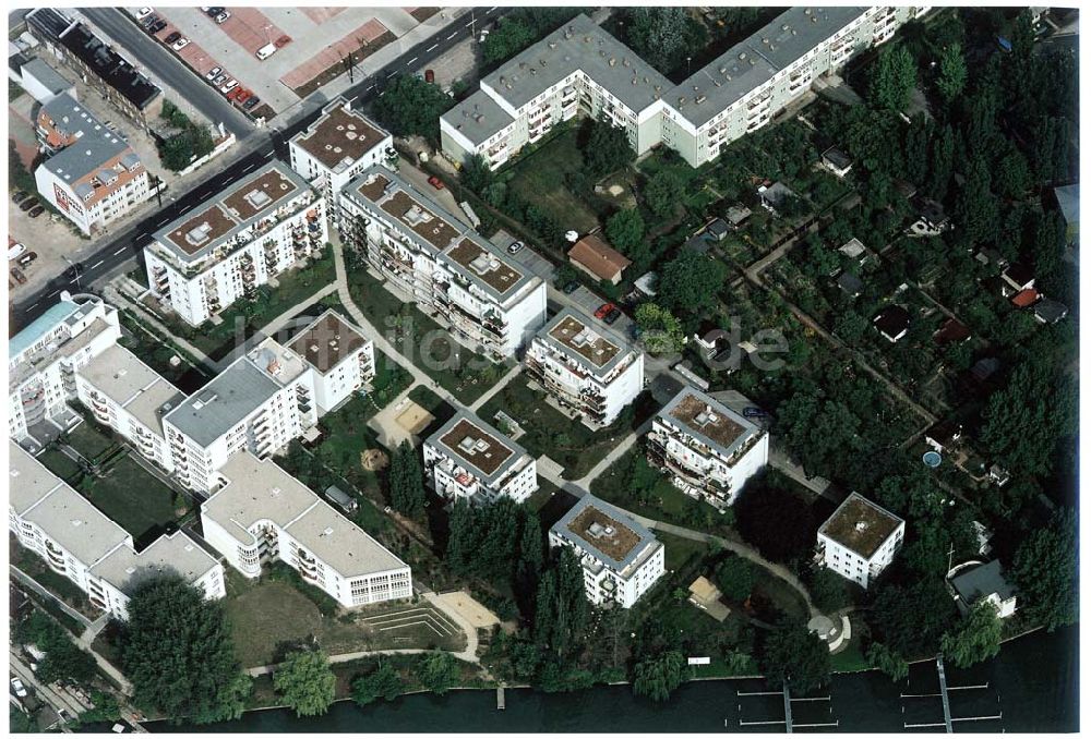 Luftbild Berlin - Köpenick - Wohnanlage an der Grünauer Straße 117 - 125 in Berlin - Köpenick - ein Projekt der GRAF & MARESCH GmbH Augsburg.