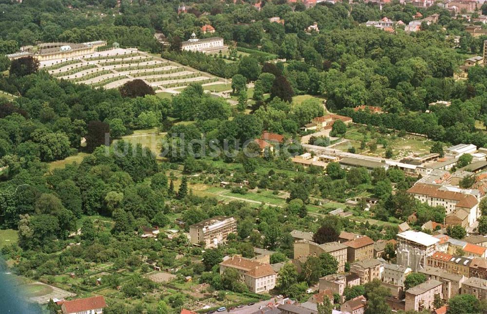 Potsdam - Stadt von oben - Wohnanlage Lennestr. 19-20 in Potsdam.