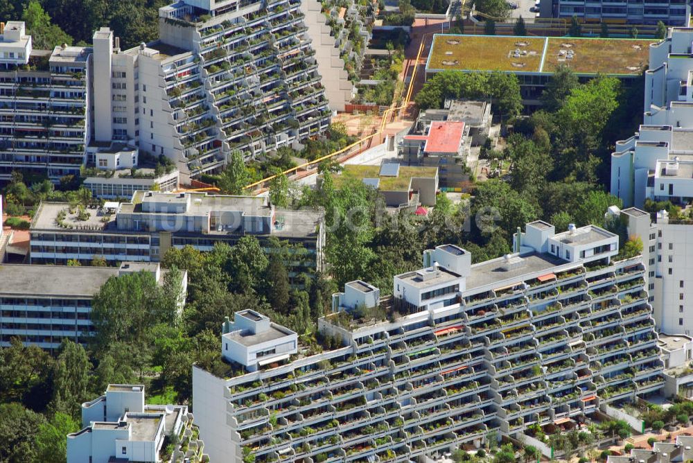 Luftbild München - Wohnanlage in München ehemaliges olympisches Dorf 1972