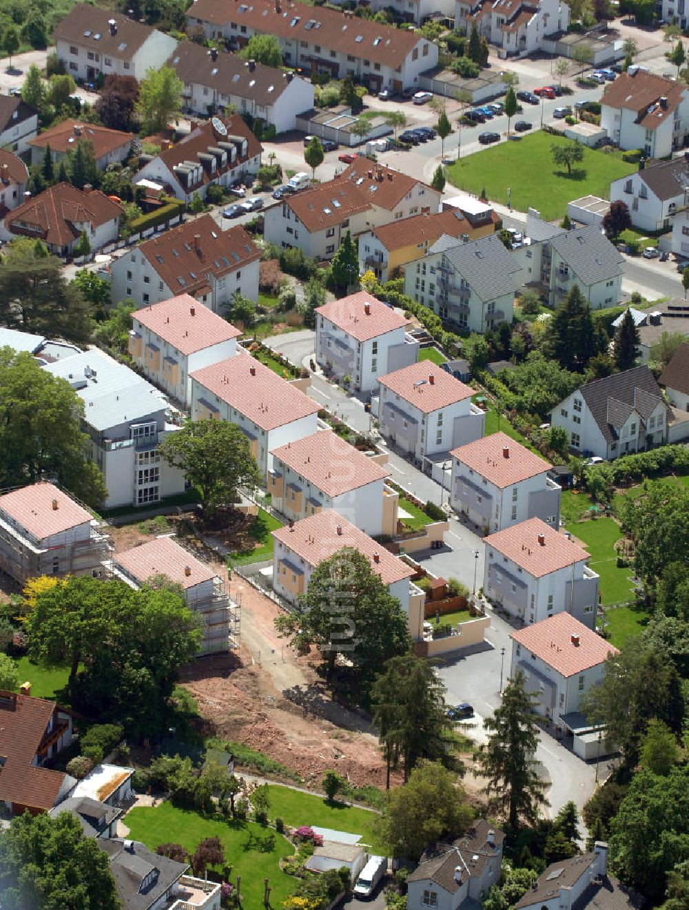 Langen aus der Vogelperspektive: Wohnanlage Sunset Park in Langen / Hessen