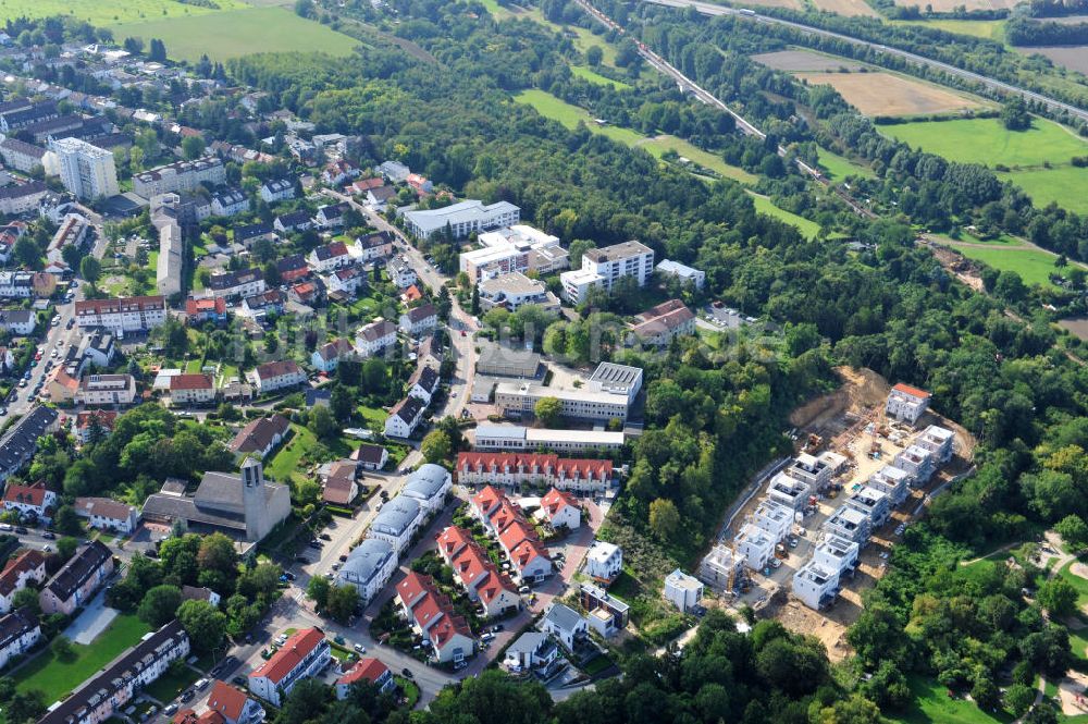 Bad Vilbel aus der Vogelperspektive: Wohnanlage am Tannenweg in Bad Vilbel in Hessen