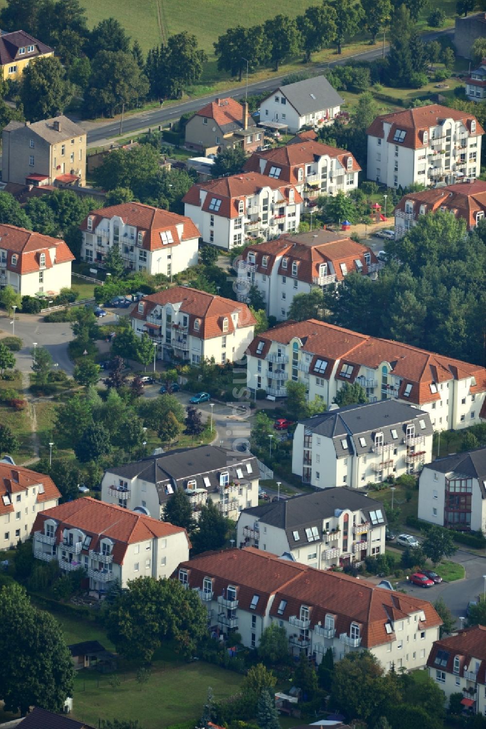 Velten von oben - Wohnanlage / Wohngebiet Am Kuschelhain in Velten im Bundesland Brandenburg