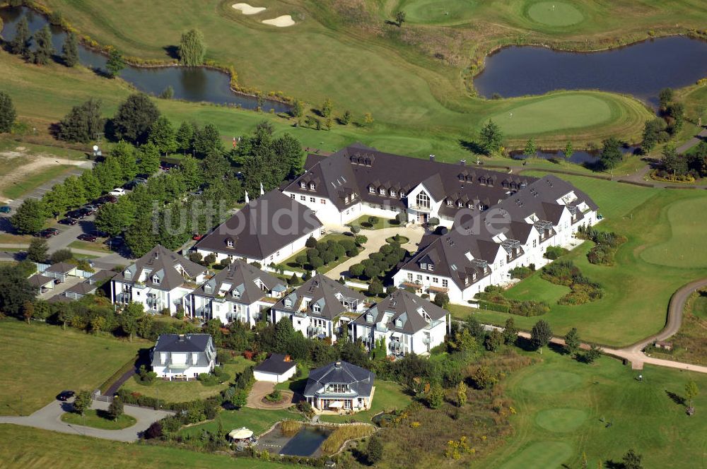 Luftaufnahme Michendorf - Wohnanlagen der HVB Immobilien am Areal des malerisch gelegenen Golf- und Country Club Seddiner See