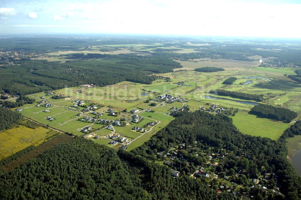 Luftaufnahme Michendorf - Wohnanlagen der HVB Immobilien am Areal des malerisch gelegenen Golf- und Country Club Seddiner See