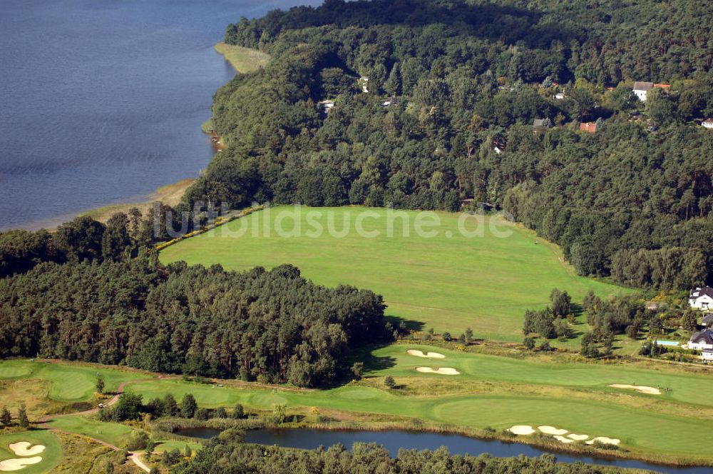 Michendorf aus der Vogelperspektive: Wohnanlagen der HVB Immobilien am Areal des malerisch gelegenen Golf- und Country Club Seddiner See