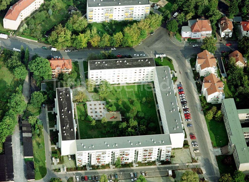 Luftbild Dresden - Strehlen - Wohnanlagen der MÜBAU an der Feuerbachstraße in Dresden - Strehlen.