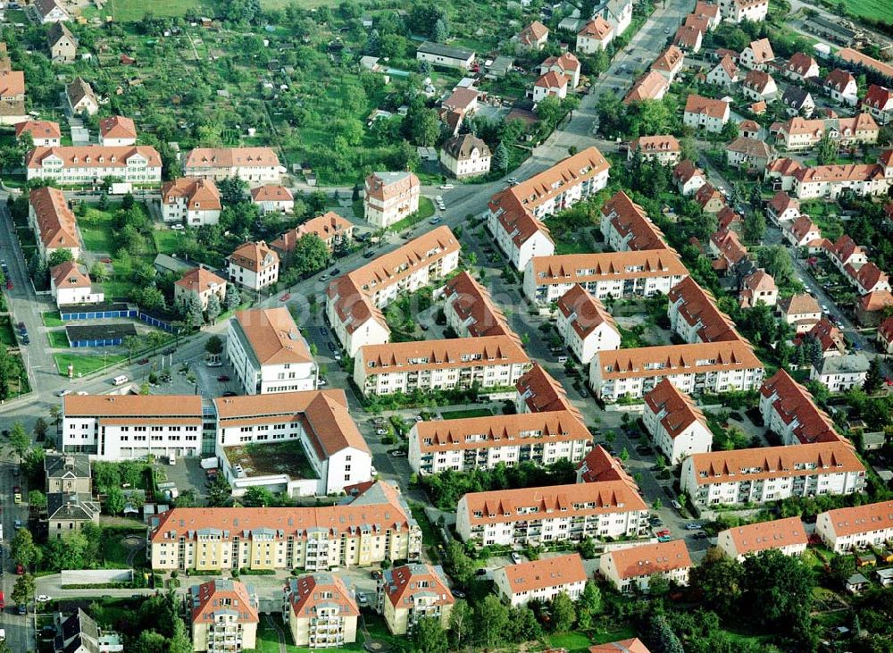 Luftbild Dresden - Niedersedlitz - Wohnanlagen der MÜBAU an der Lugauer Straße / Niedersedlitzer Platz in Dresden - Niedersedlitz.